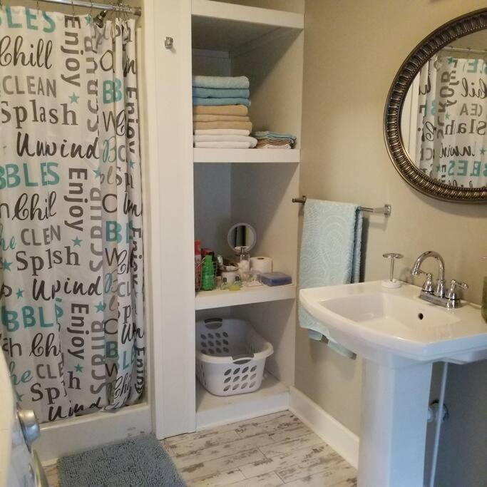 Charming Cottage In Morganton With Ample Parking Eksteriør billede